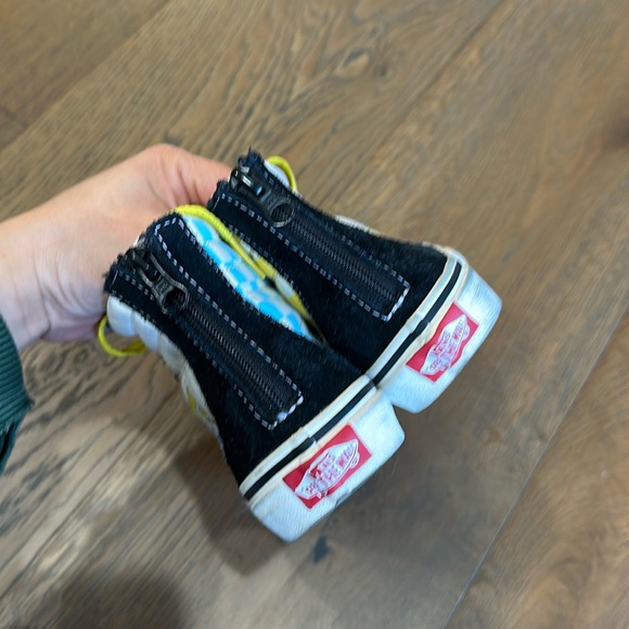 Simpson Vans - Picture 4 of 6